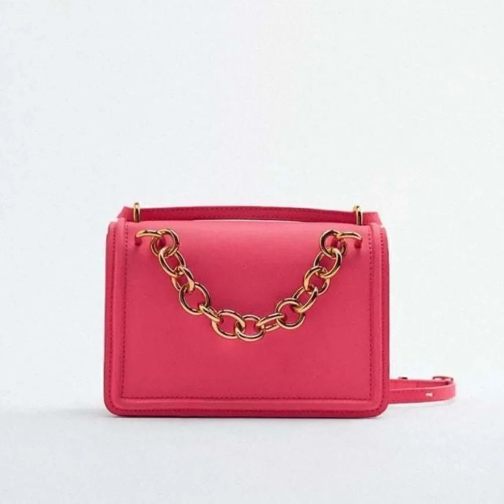 ZARA CROSSBODY BAG WITH CHAIN